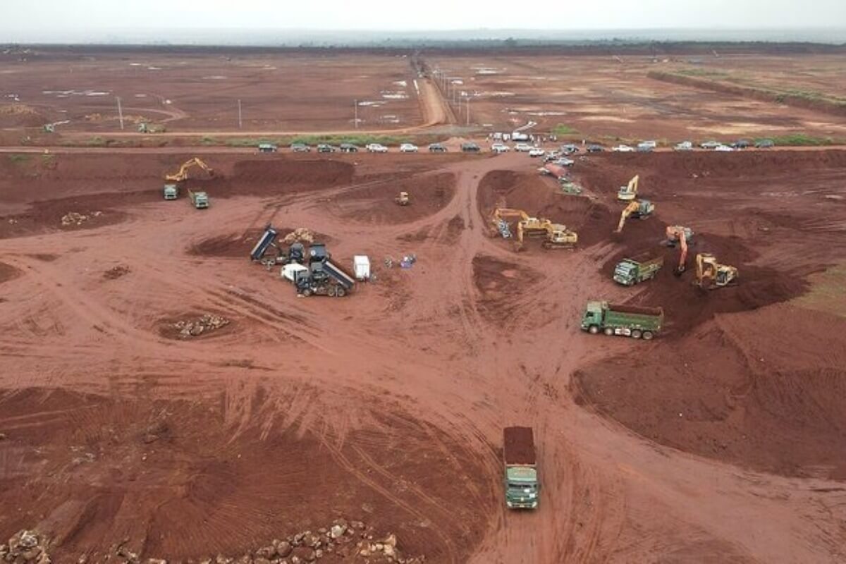 ロンタイン空港建設が遅延の可能性、建設業者と用地の確保に苦戦