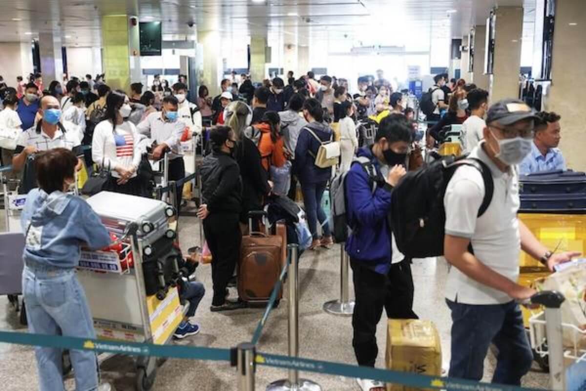 テトに向けた発着、1日で12万人以上がタンソンニャット空港を利用