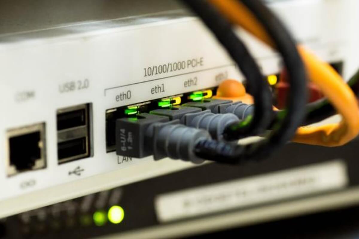 インターネット海底ケーブル3本、3月から修理を開始