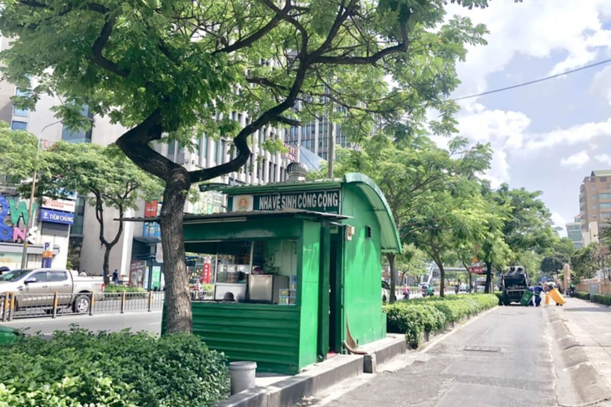 ホーチミン市の観光課題、少なく汚い公衆トイレ