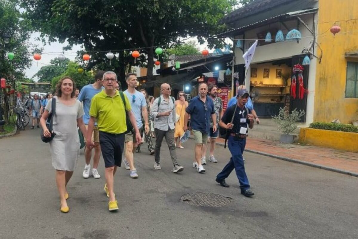 ホイアン旧市街、15日から団体ツアーの入場料徴収を開始