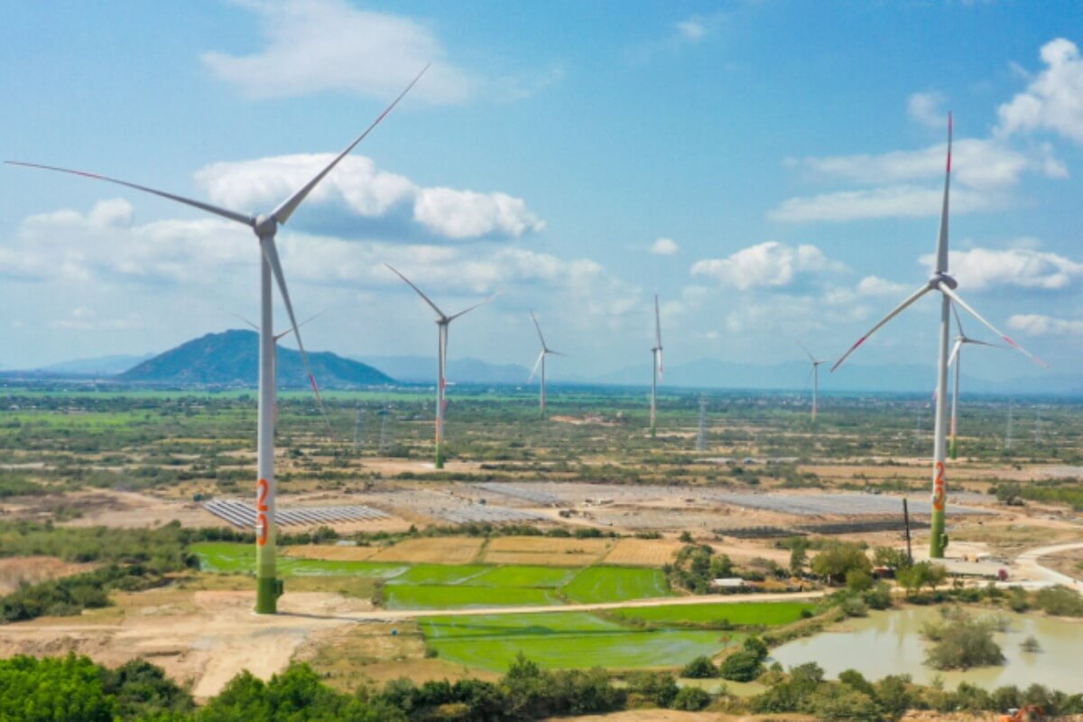 多くの風力発電事業者、債券金利の高騰により赤字転落