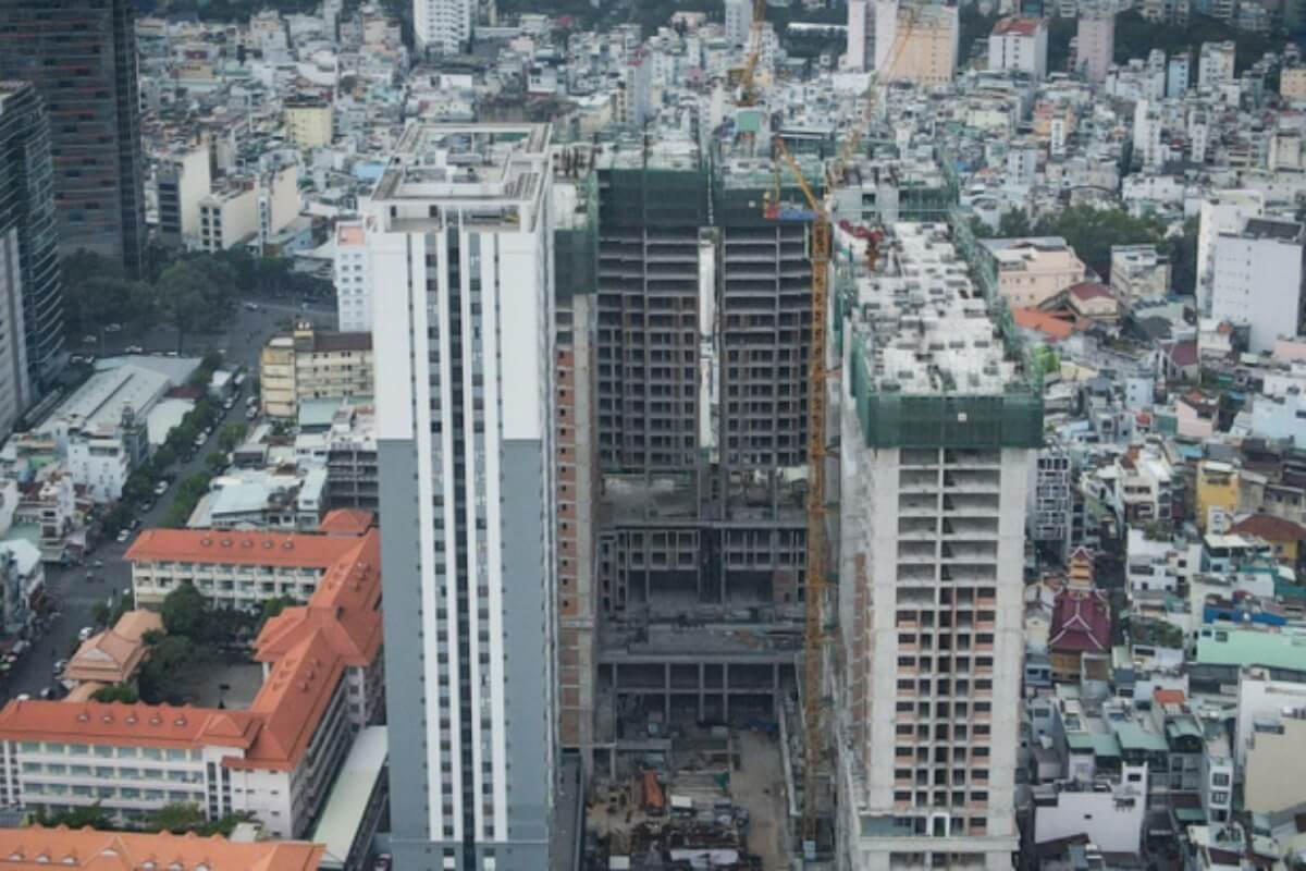 ホーチミン市の中心部、マンション価格が4割下落