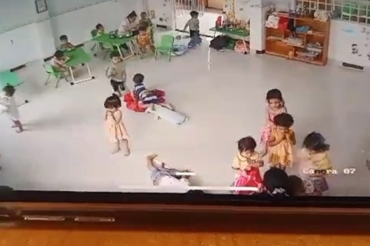 ドンナイ省の幼稚園教師、園児を31回平手打ち
