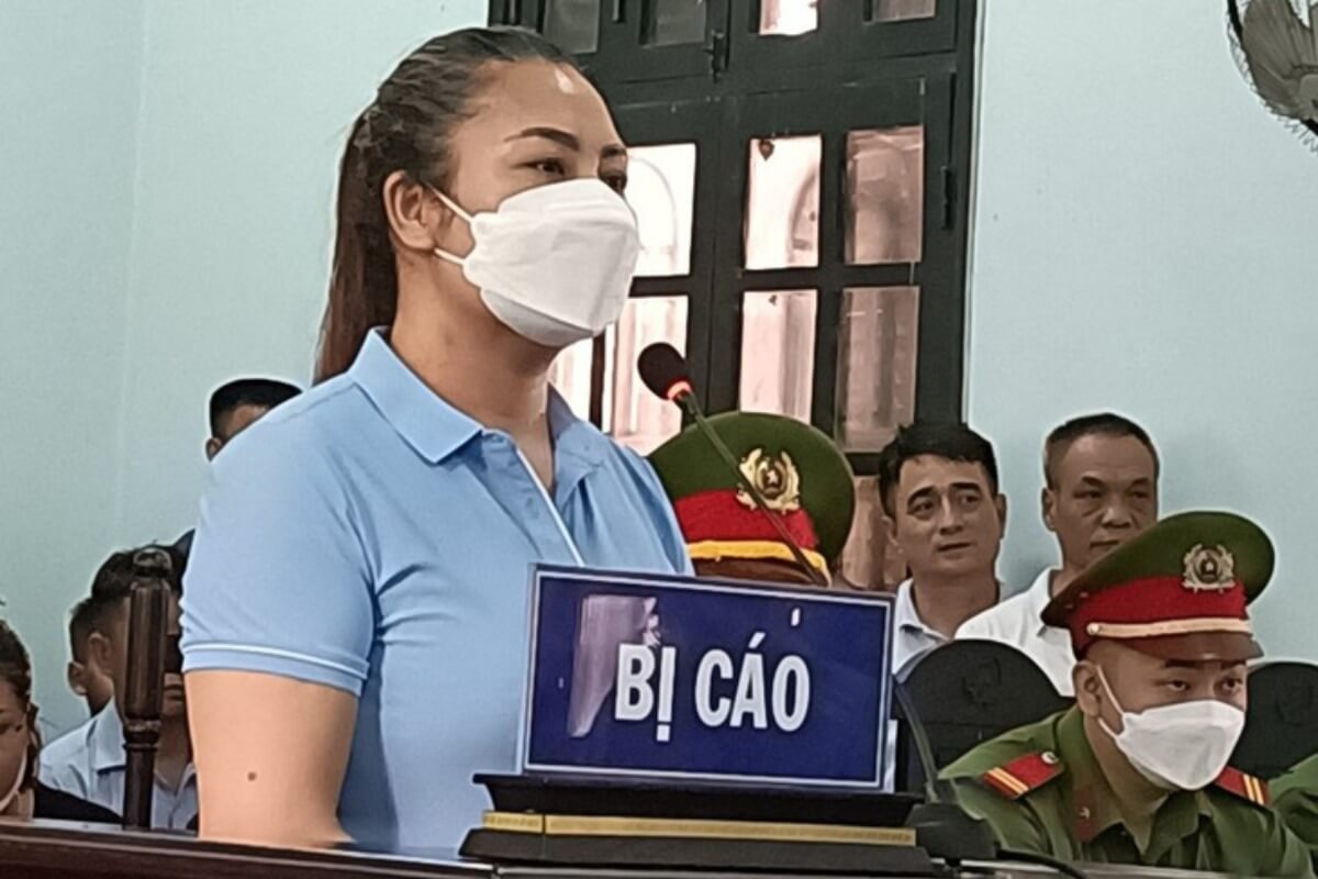 「死ぬまでキスする」警官を脅したベトナム人女性に懲役刑