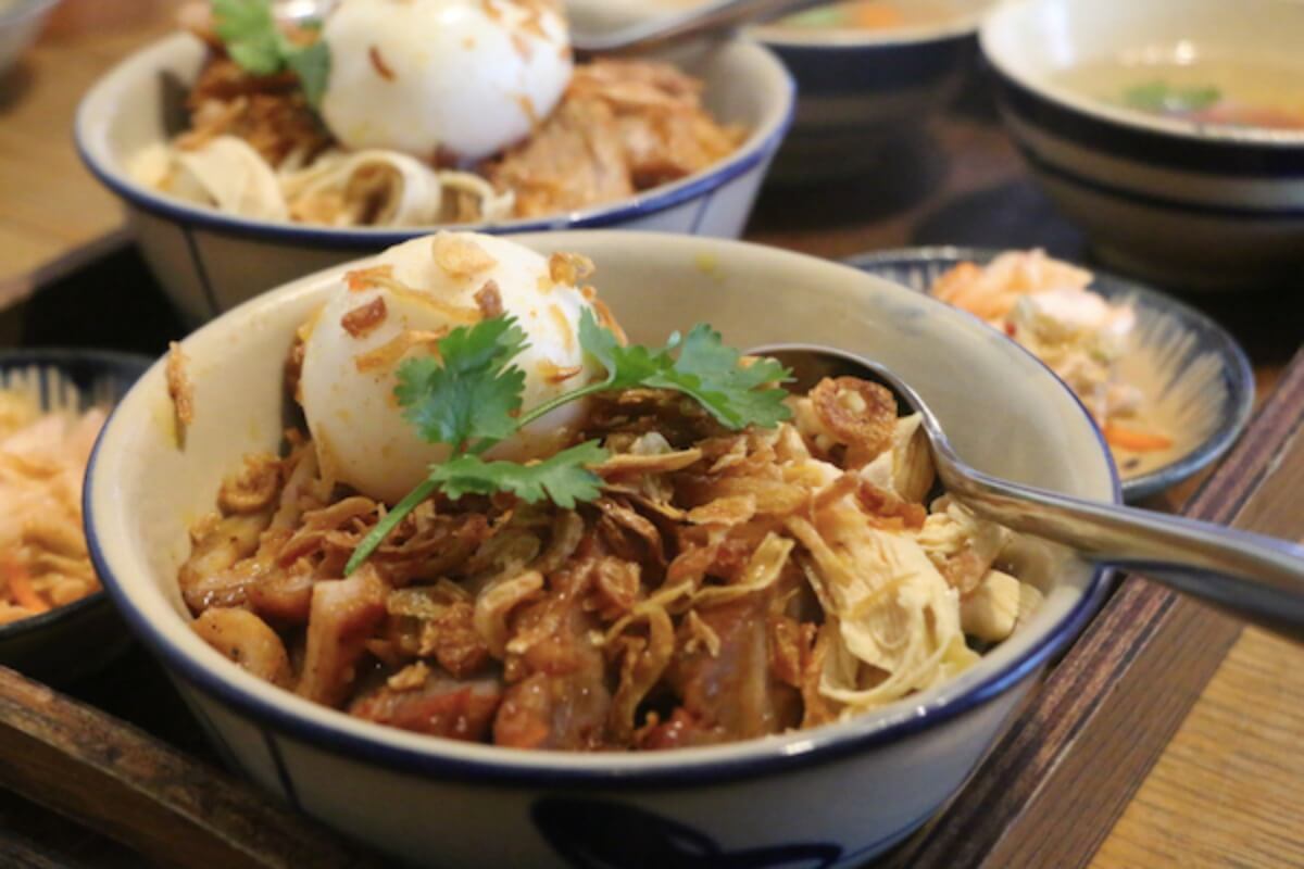 ベトナムミシュラン唯一のもち米料理店、多くの外国人を魅了