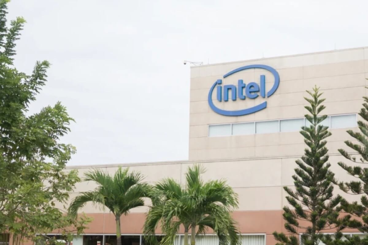 インテルが突然方針転換、ベトナムでの拡大計画を断念