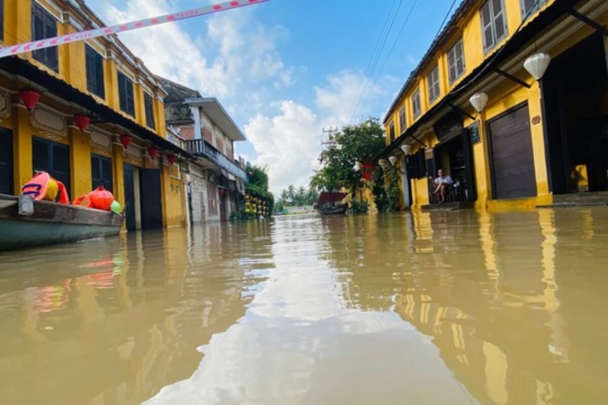 ホイアンで川の水位が上昇、最大0.7mの浸水被害