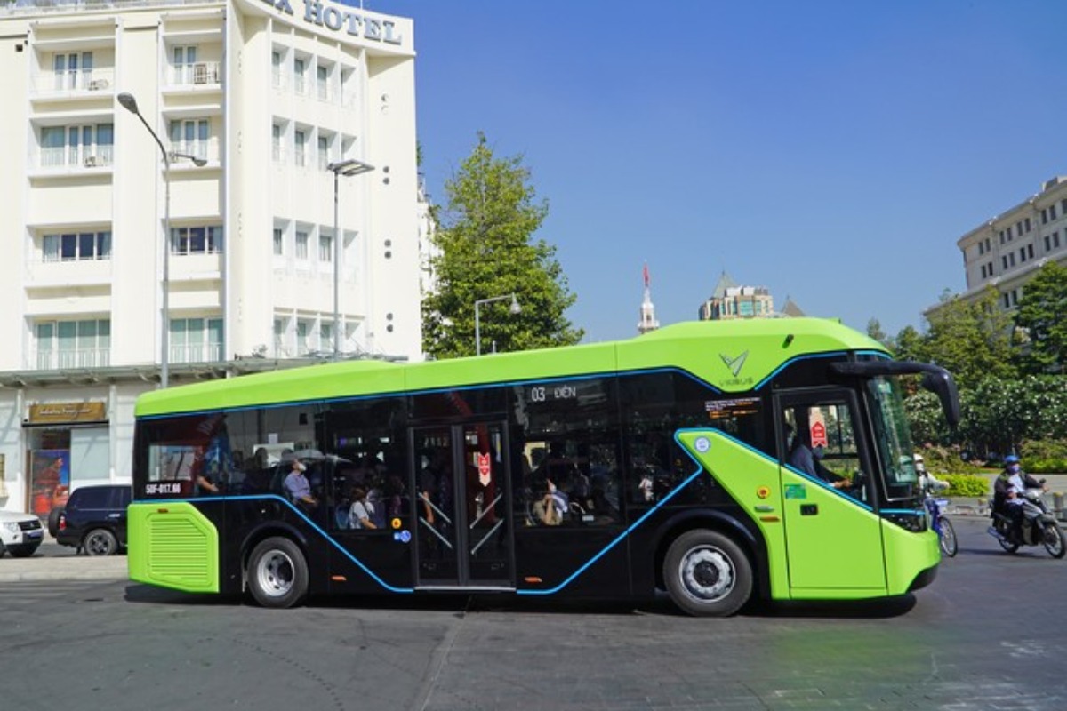 ホーチミンの電気バス路線、赤字で運行中止の危機