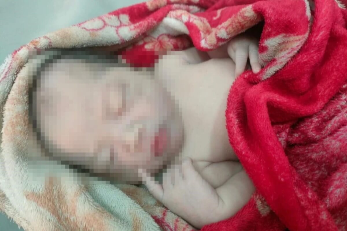 ホーチミンの路上に放置された赤ちゃん、当局が捜査を開始