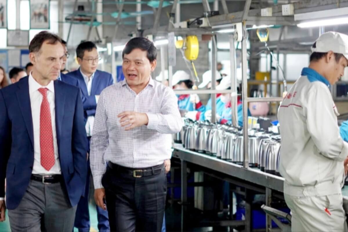 アマゾン、ベトナムのグローバルサプライチェーン入りを加速