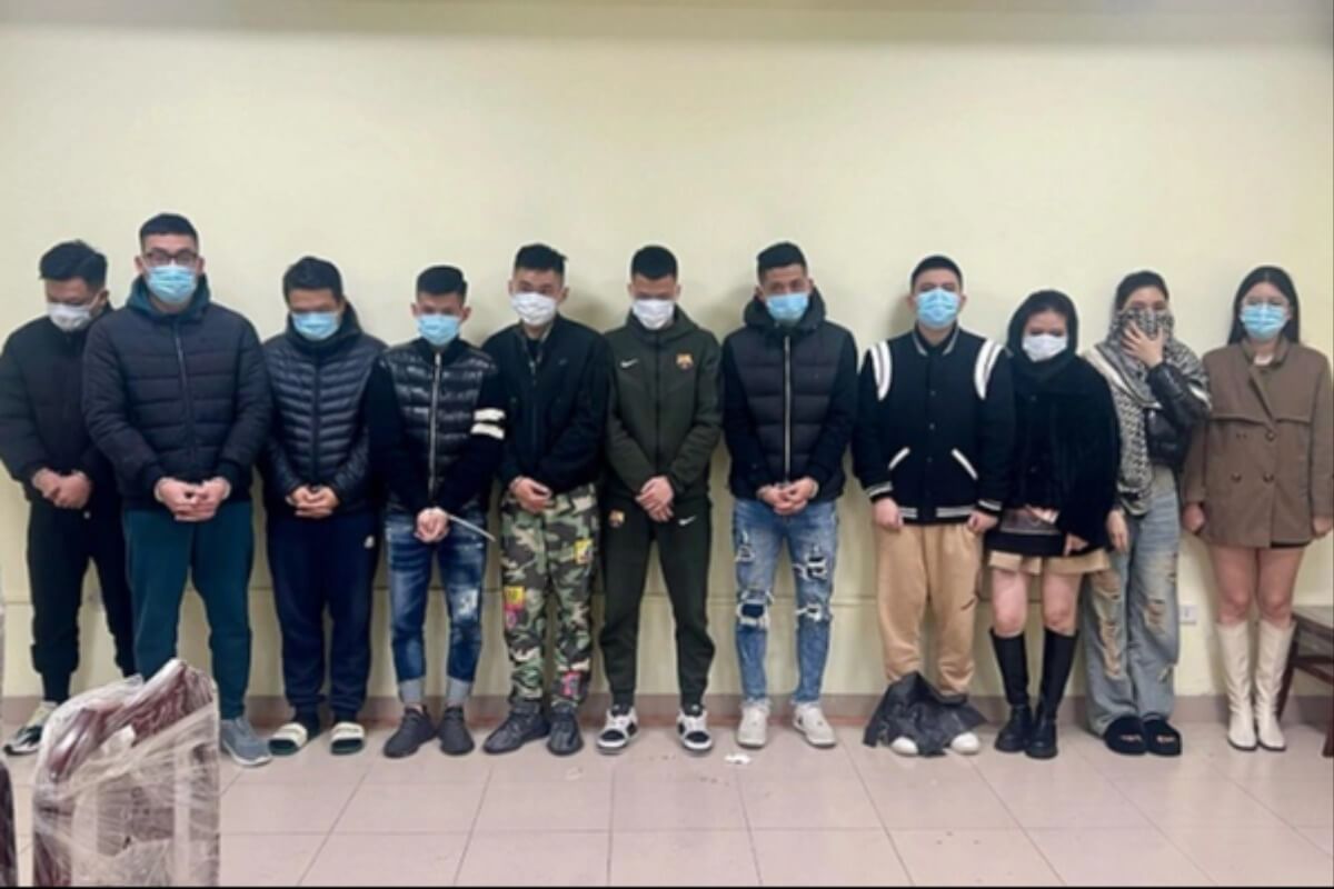 ハノイの高級アパートで薬物パーティ、若者11人を逮捕