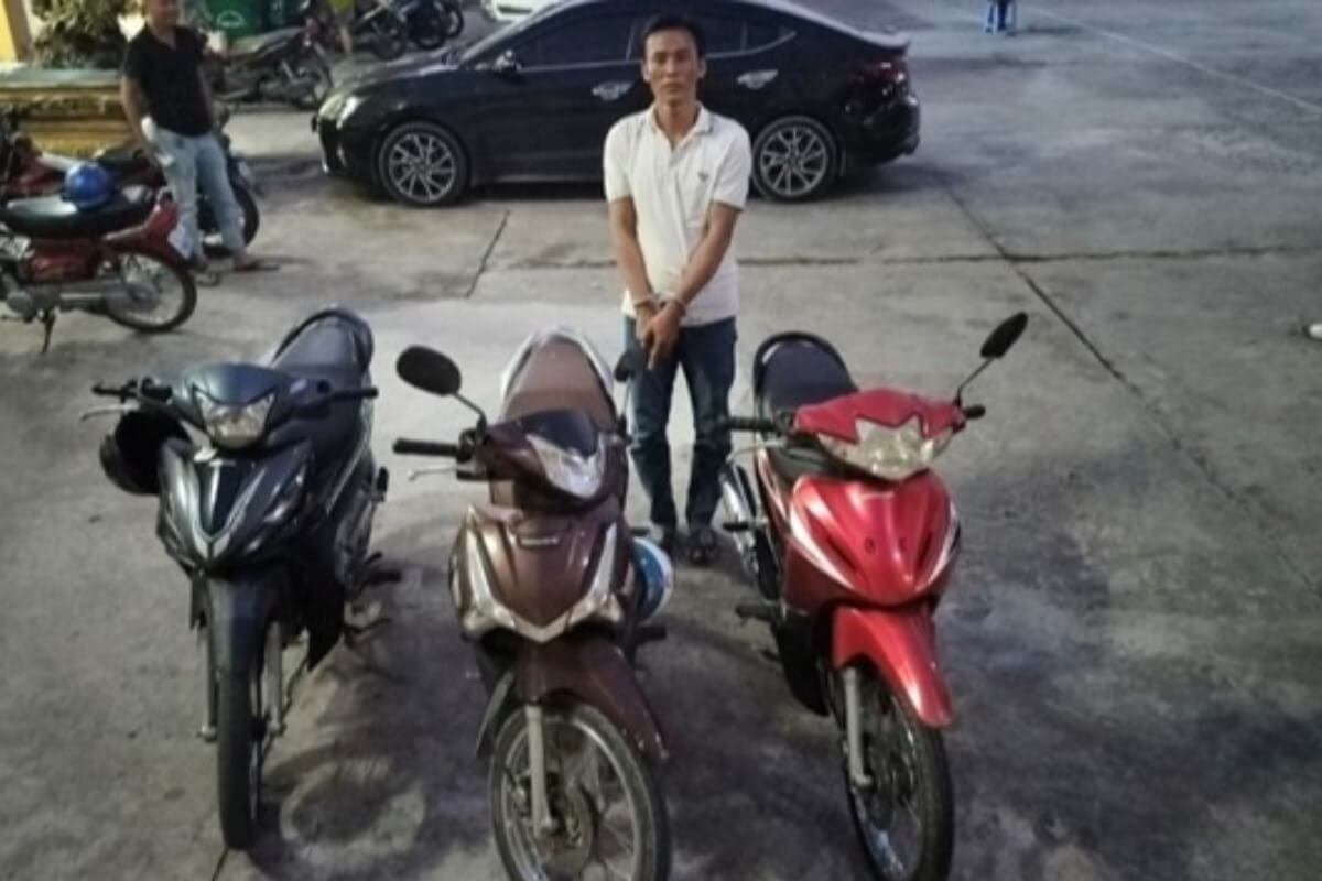 高齢者ドライバーの恐怖、バイク強盗が相次ぐ