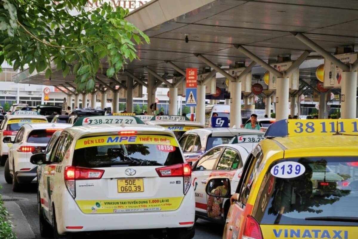 従来のタクシー会社、車両近代化で競争強化