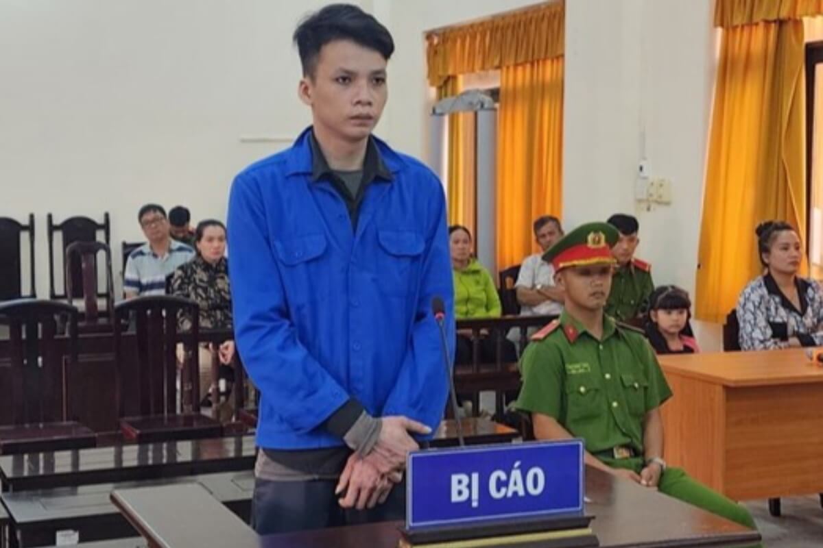 バイクの鍵で人を撲殺、青年に14年の懲役刑
