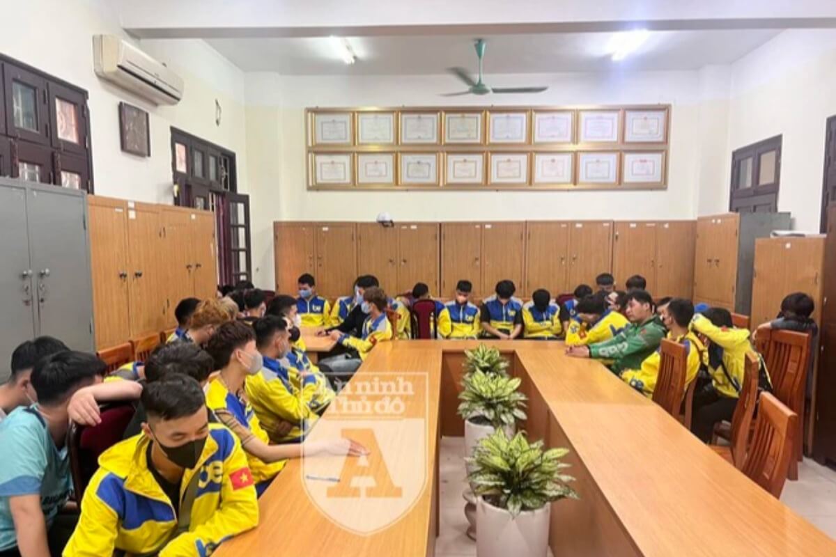 ハノイでBeバイク集団が暴走、14人を緊急逮捕