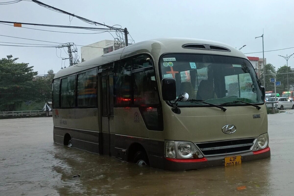 ダナンで大雨による深刻な冠水、多くの学校が休校措置