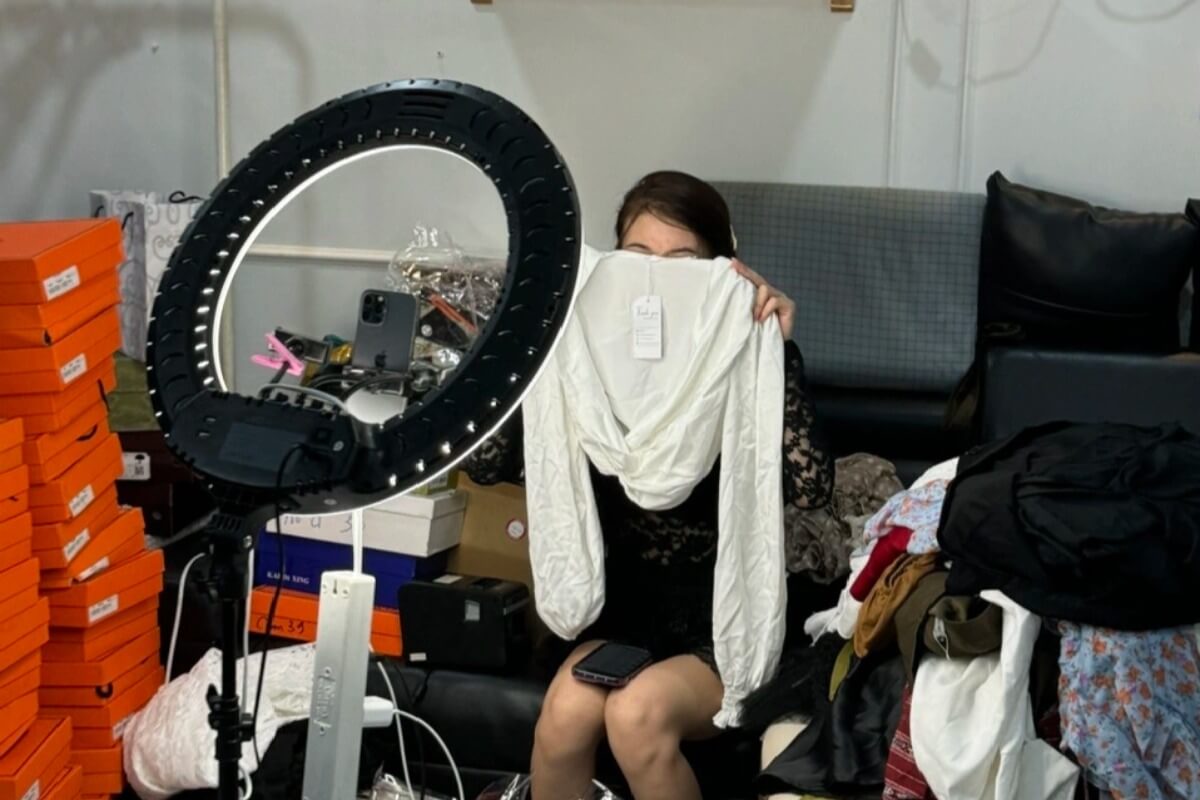 手数料引き上げで揺れるベトナムEC市場、小規模業者に打撃