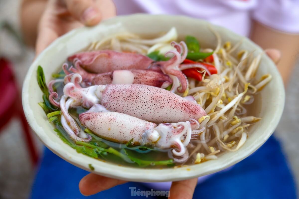 イカ入りインスタント麺、ダナン新名物に注目