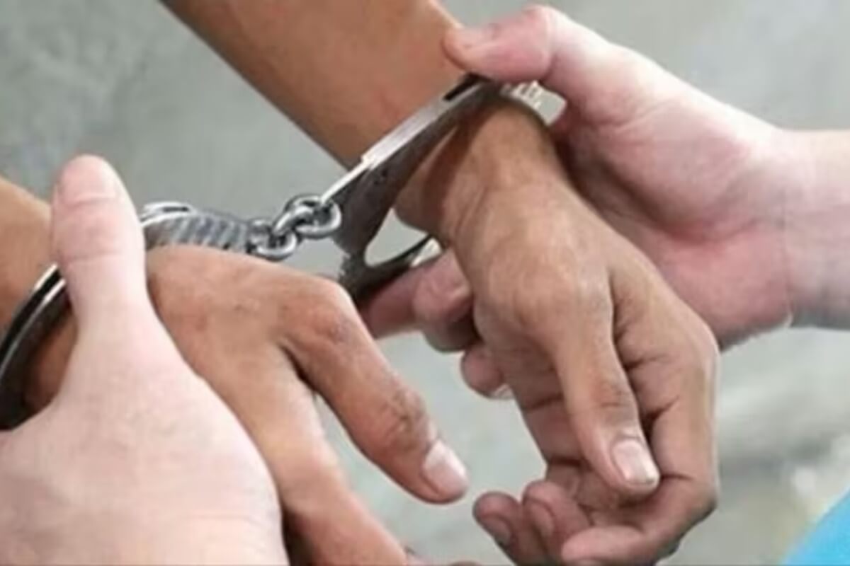 ハノイの若者乱闘事件、誤射で通行人が重傷