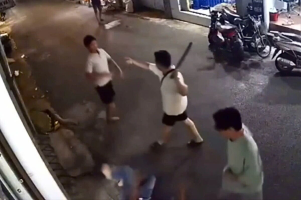 タンビン区の路上で暴行事件、賃貸契約を巡るトラブルか