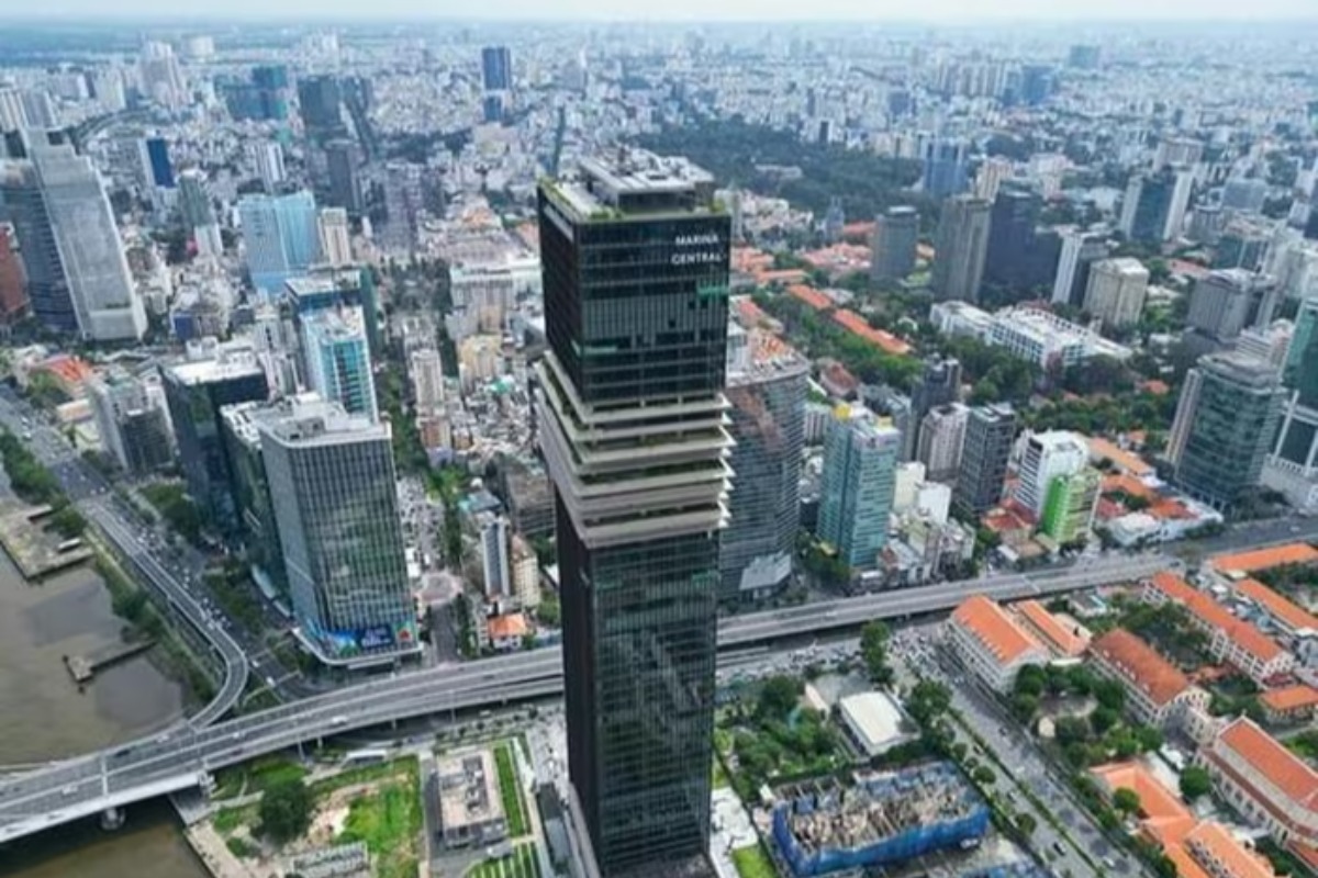 サイゴン中心地の超高層ビル、開業直後に巨額赤字計上