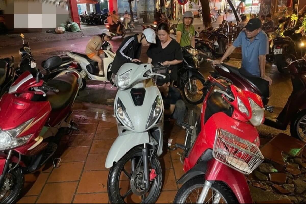 豪雨でバイク修理需要が激増、通常の3~4倍の対応迫られる