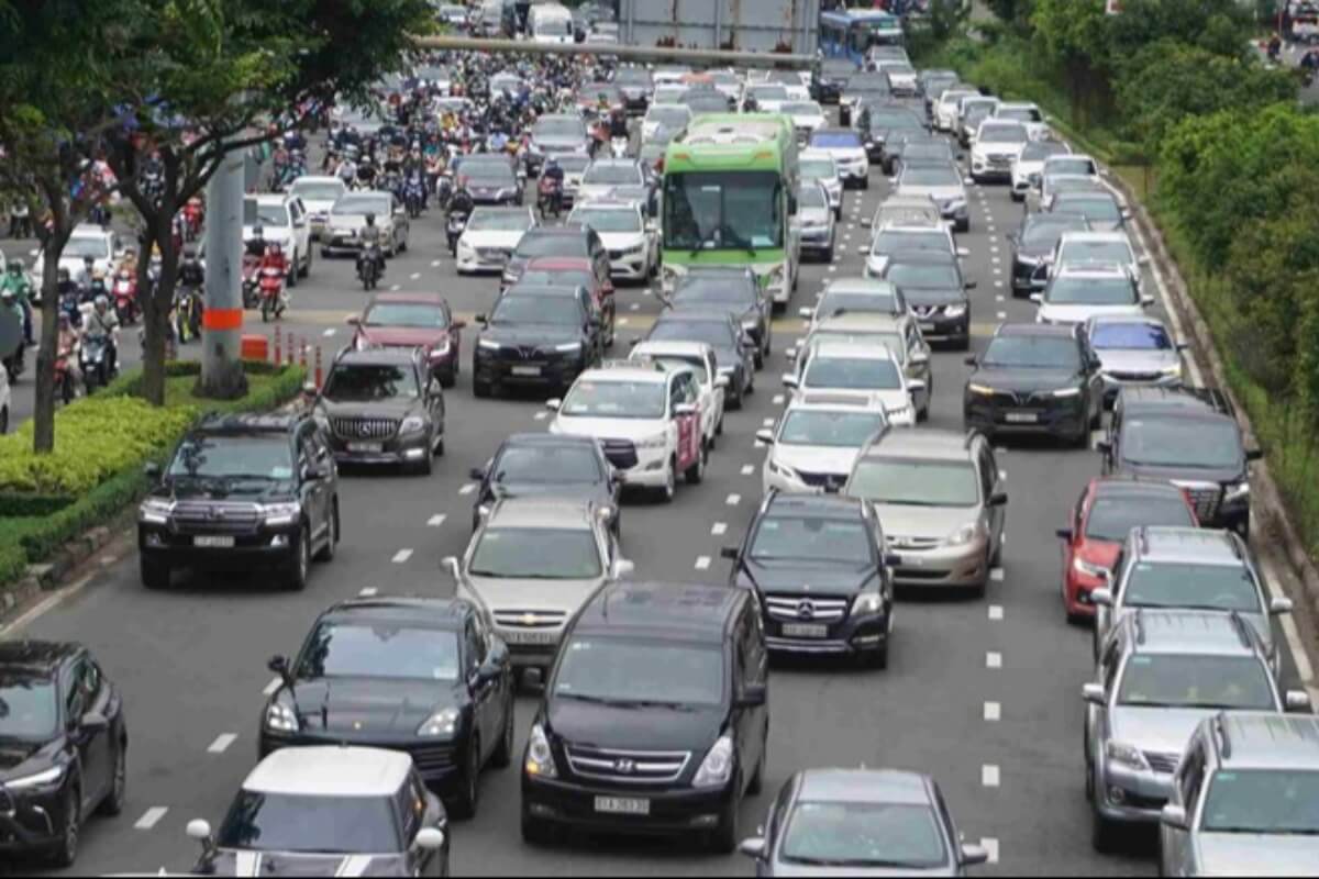 排出基準未満の車両、ホーチミンが罰金導入へ