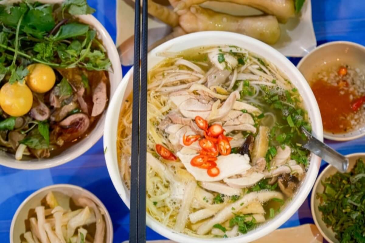 冬のハノイは美食の都、穏やかな寒さと暖かな味