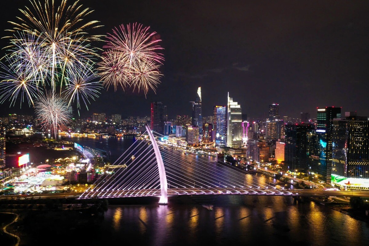 旧暦新年を祝う花火打ち上げ、ホーチミンの17箇所で実施