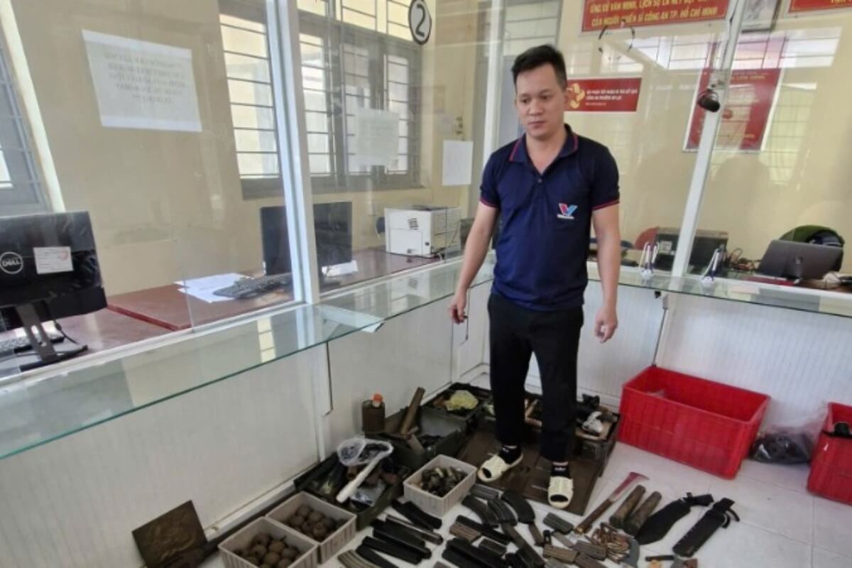 ホーチミンで軍用銃器販売、長年に渡りSNSで売買の疑い