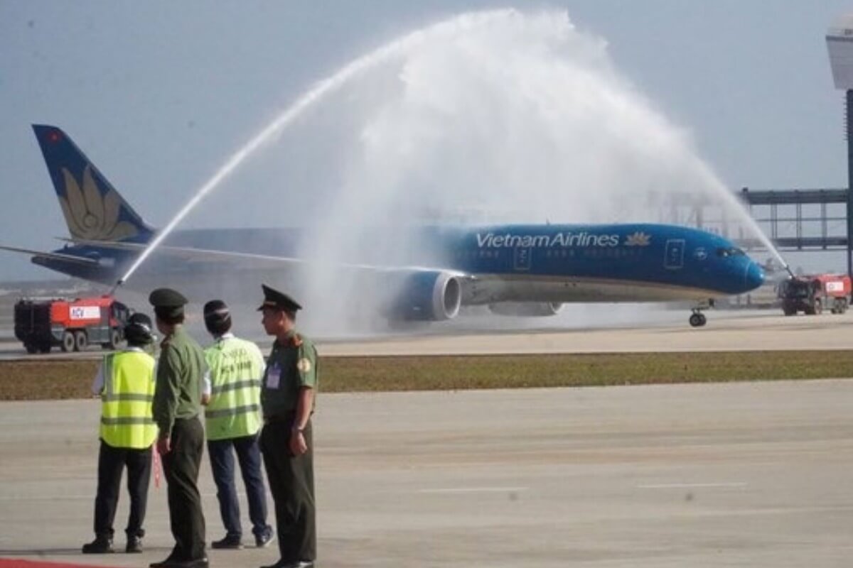 ロンタイン空港への30分接続、地下鉄整備を軸に連携強化