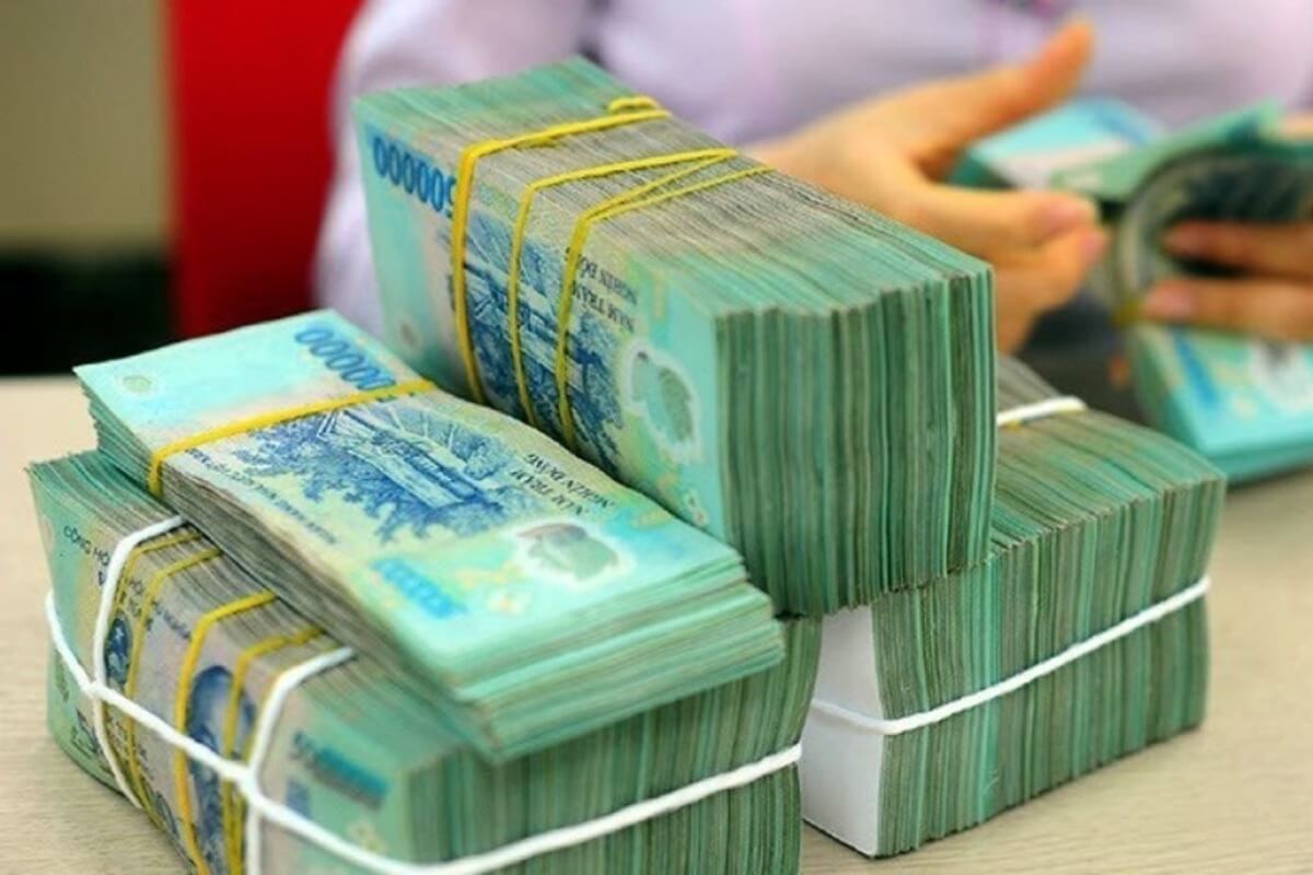住宅ローン金利が急騰、不動産市場の転換点