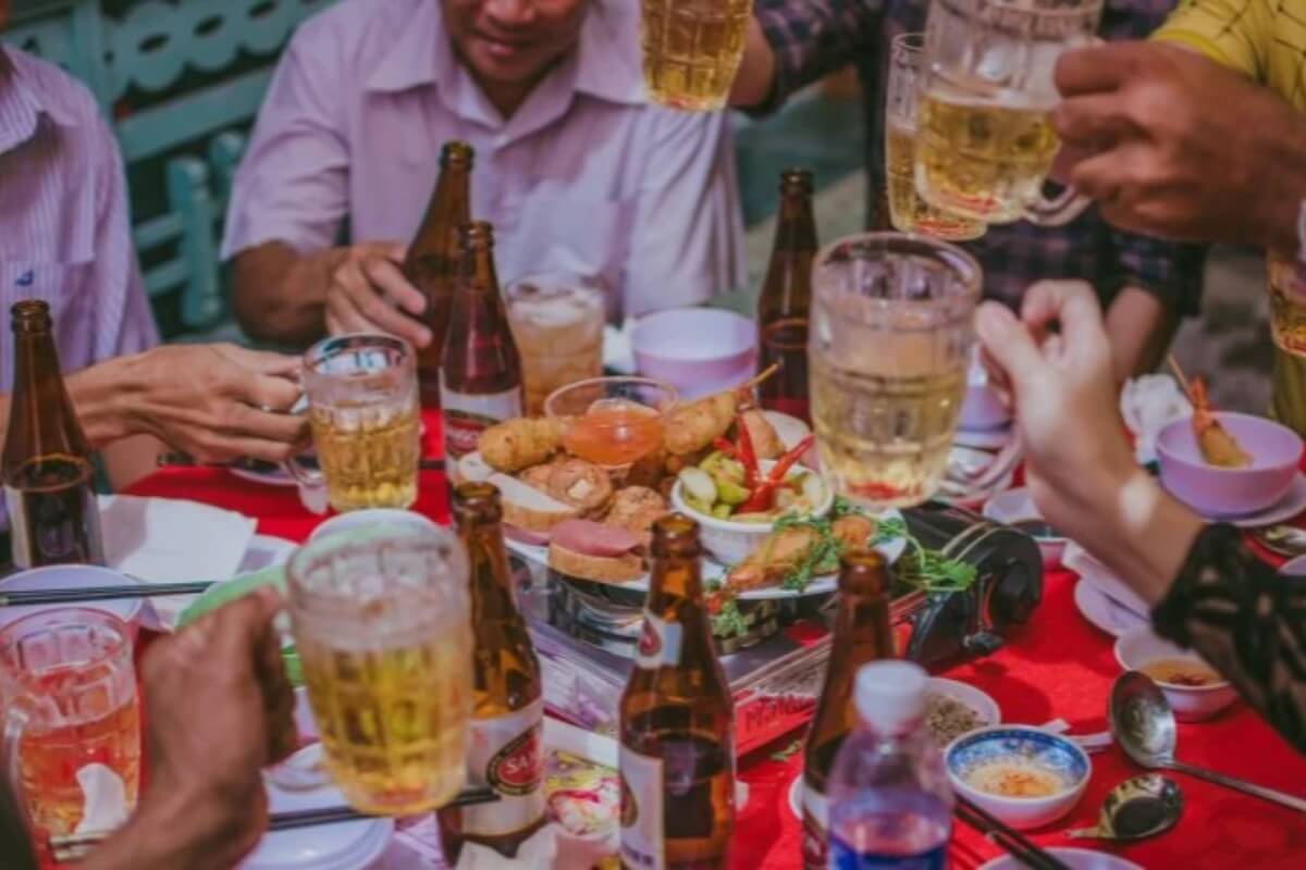 Z世代に広がる「飲まない」選択、酒席文化は転換期にある