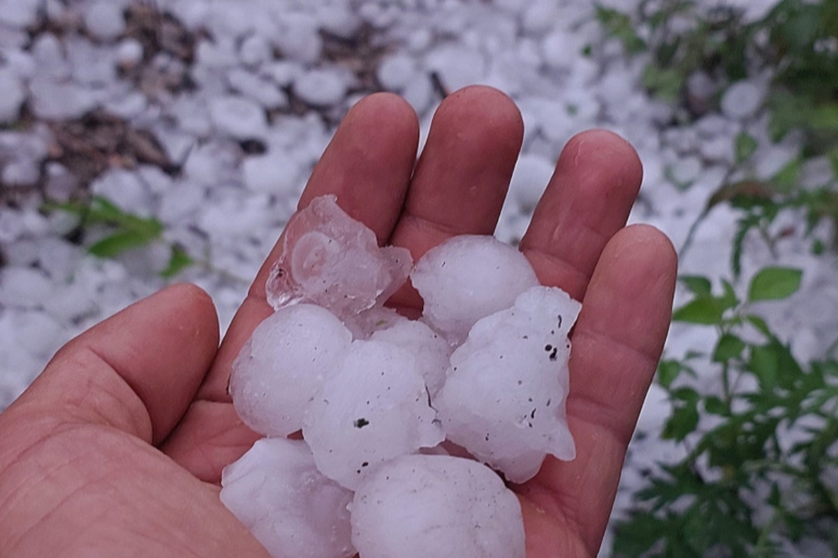 北部の雷雨被害で6人死亡、季節の変わり目に大気が不安定化