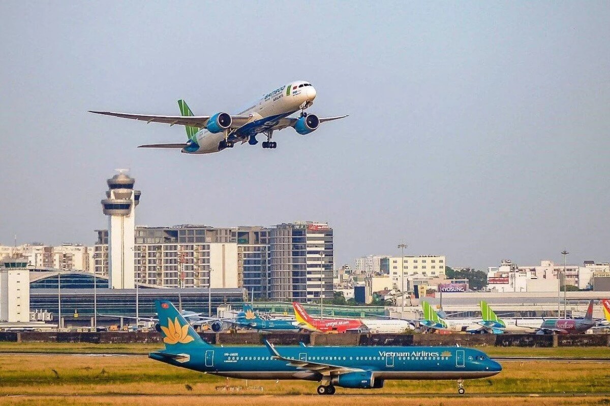 航空・海運の手数料免除案、年末まで企業負担を軽減