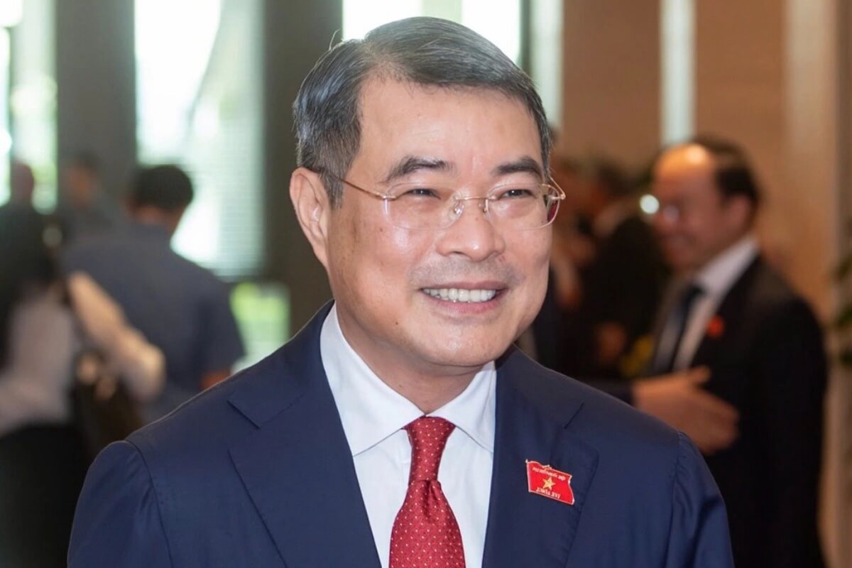 トー・ラム氏が国家主席兼党書記長に、レー・ミン・フン氏が首相就任