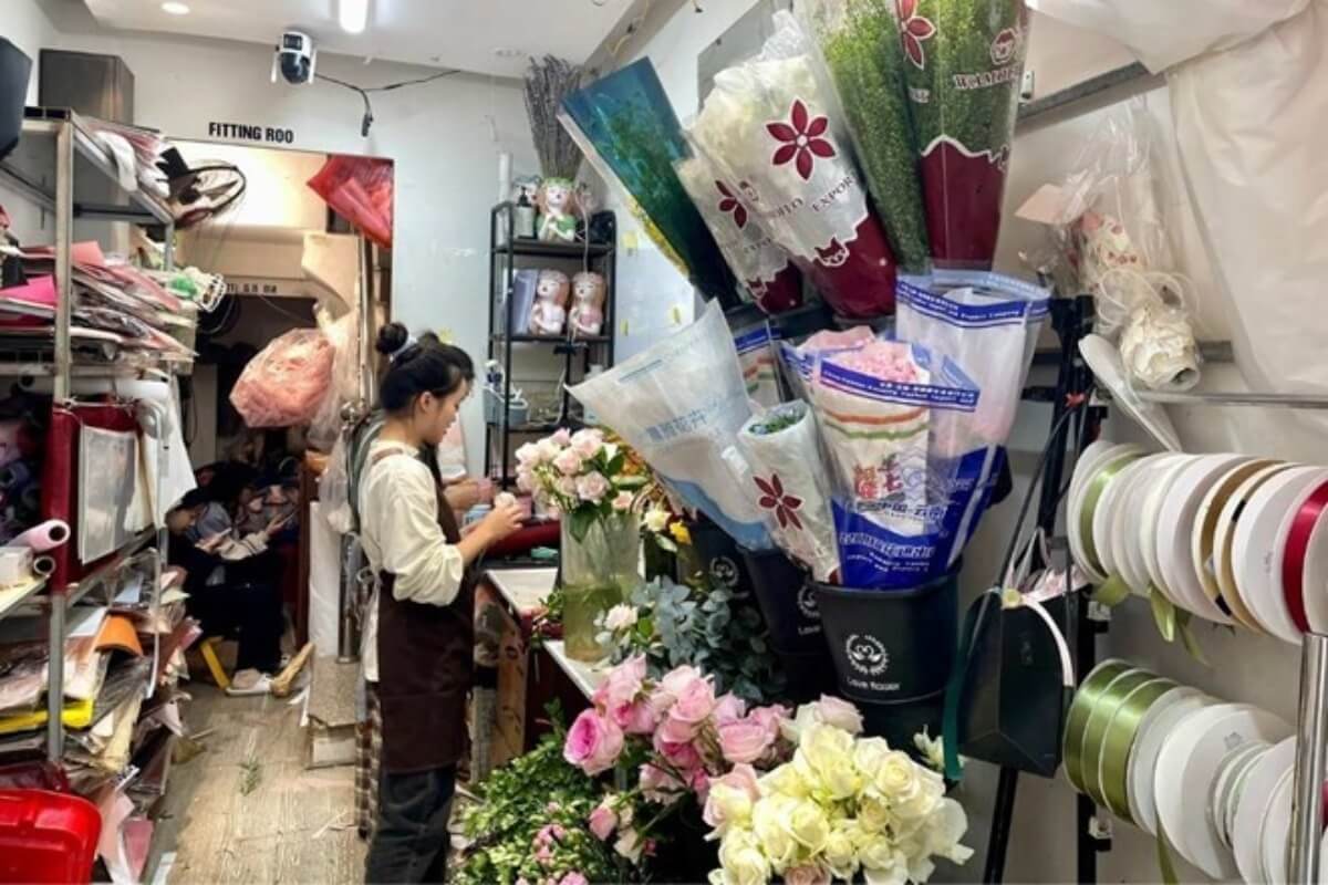 税金100万ドン未納で出国停止案、波紋広がる新規制