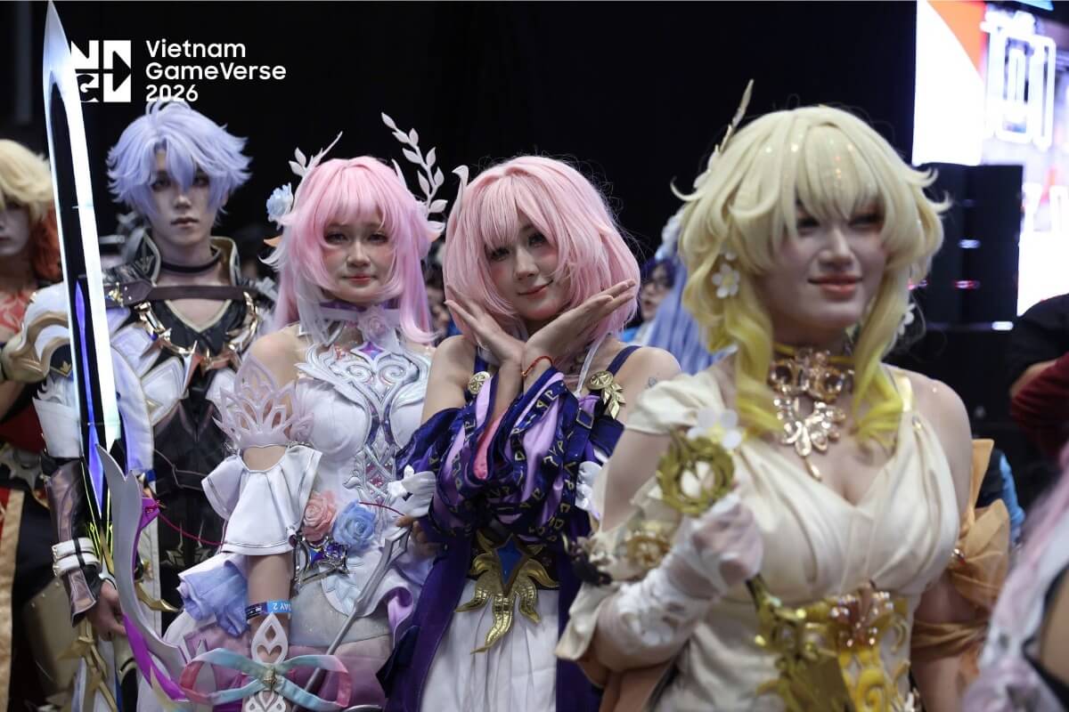 コスプレに数千万ドン投資、若者熱狂のパレード拡大