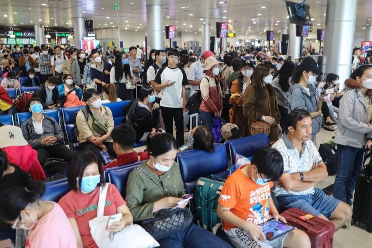 航空遅延の補償強化、25％増額とポイント付与で不満解消へ