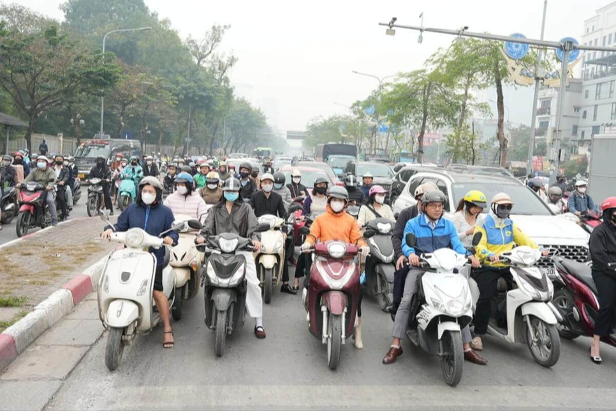 ハノイのガソリンバイク規制、2028年の実施に計画変更