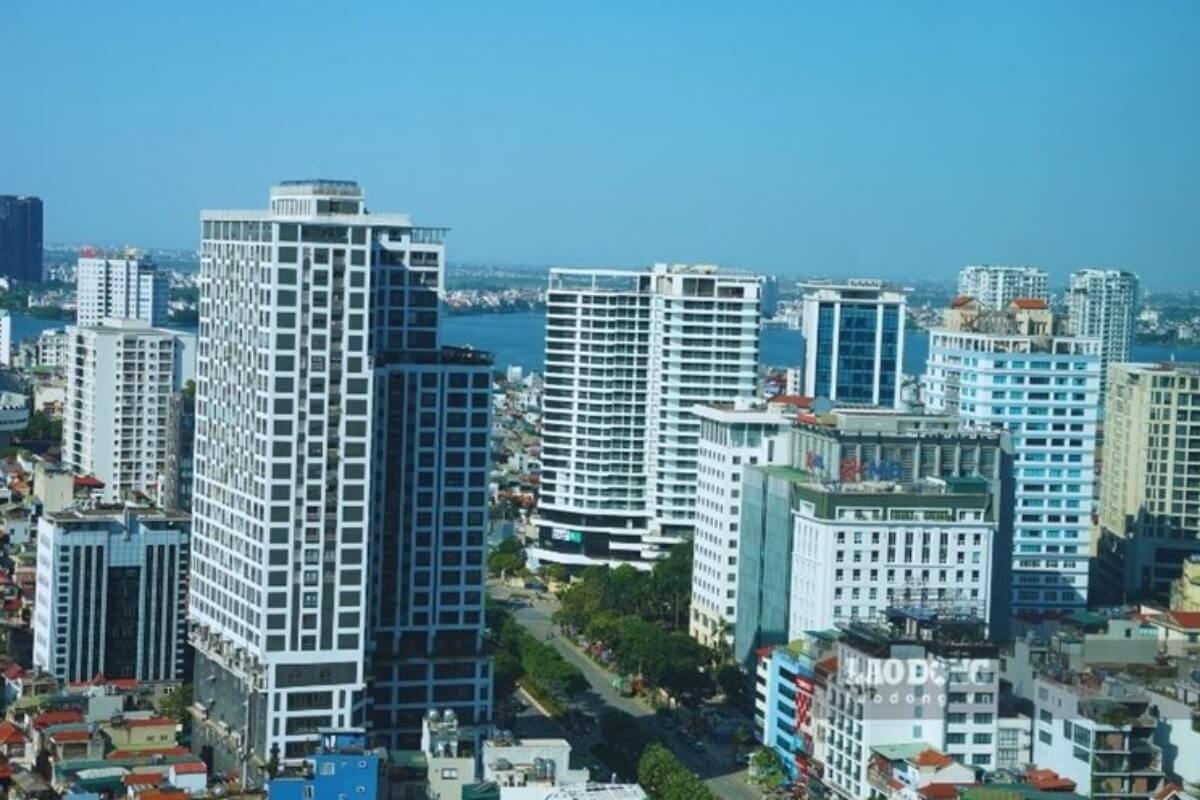 住宅市場に異変、投資家が損切り売却へ動き出す