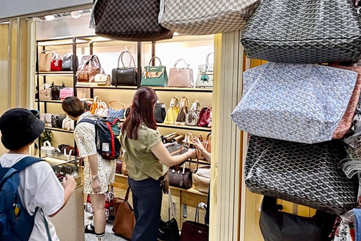 ホーチミンで模倣品販売続く、市場とオンラインで拡大