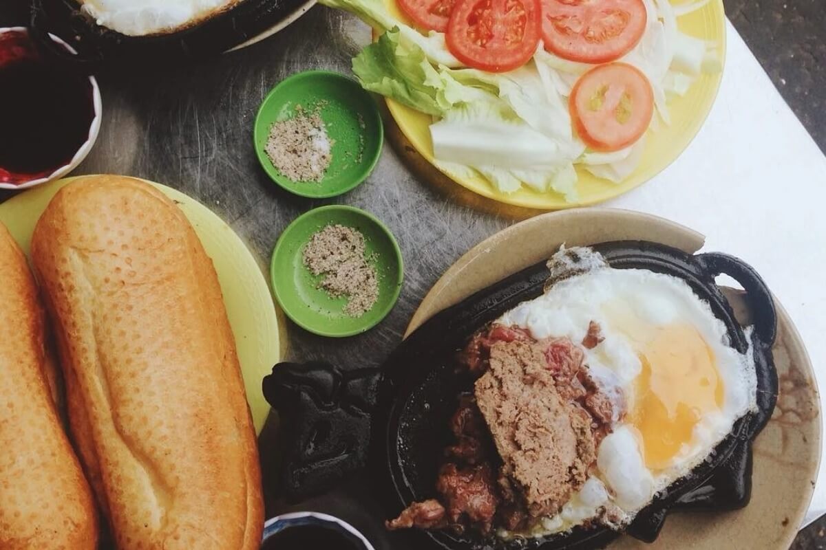選べなさが楽しい、外国人が沼るベトナム朝食の魅力