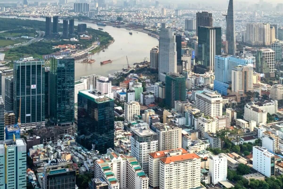 築古オフィス淘汰の波、ホーチミンで3割が競争力低下