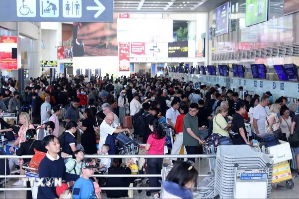 ベトナム国際航空旅客15.4%増も、国内航空会社のシェアは36.6%にとどまる