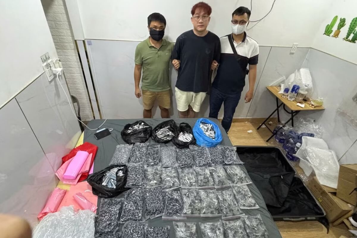 ホーチミン市で麻薬入り電子たばこ組織を摘発　65人逮捕、外国人も関与