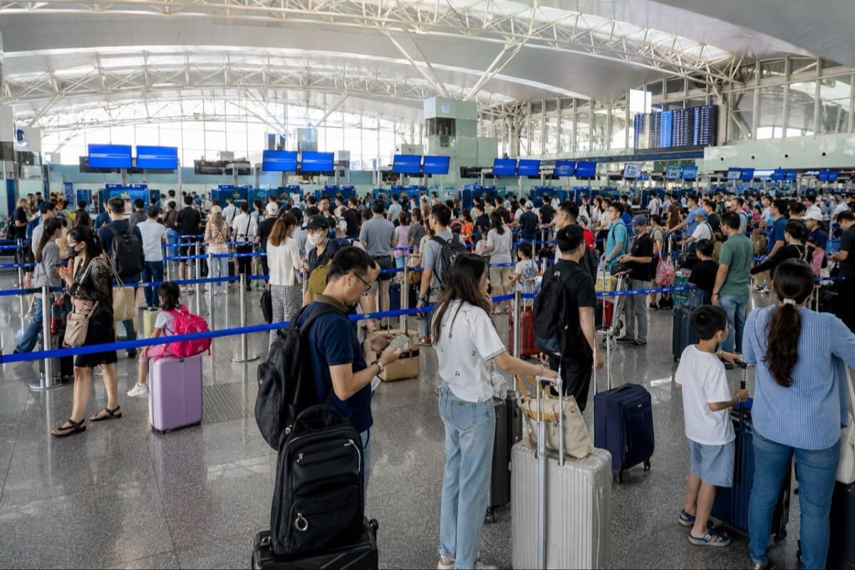 ベトナム国内線が連休前に急騰、ハノイ―ホーチミン線は運賃ほぼ2倍