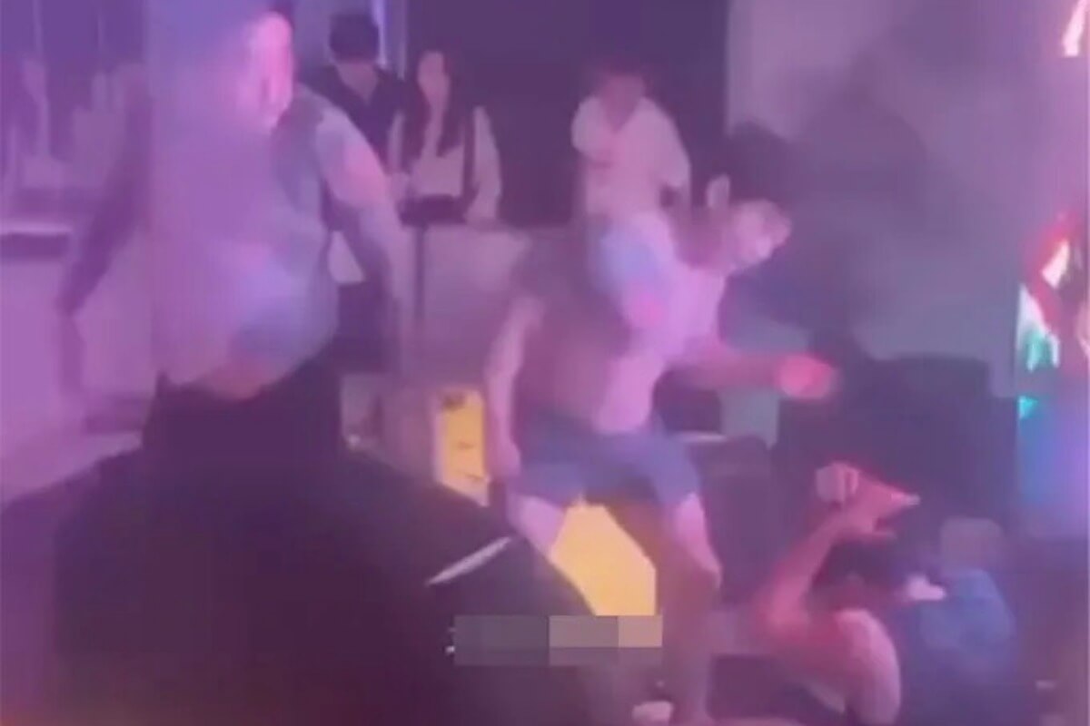 韓国人店主殺害事件、韓国籍被告2人が25日に殺人罪で初公判へ