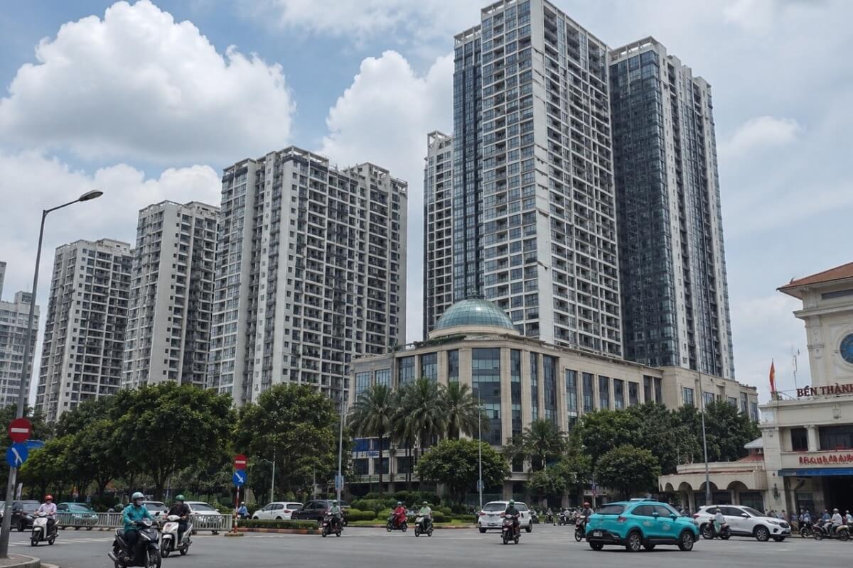 ホーチミン中心部で1m²約10億ドン、高級マンション価格が新たな水準へ